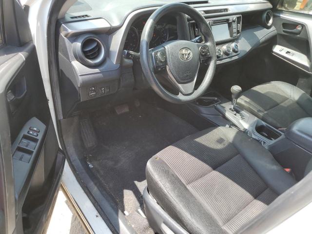 JTMZFREVXJJ209529 - 2018 TOYOTA RAV4 LE Blanc photo 8
