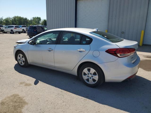 3KPFK4A78JE280511 - 2018 KIA FORTE LX SILVER photo 2