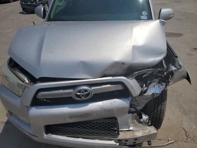 JTEZU5JR1A5011742 - 2010 TOYOTA 4RUNNER SR5 SILVER photo 11