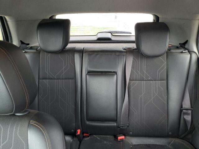 KL7CJLSB5JB637706 - 2018 CHEVROLET TRAX 1LT Silber Foto 10