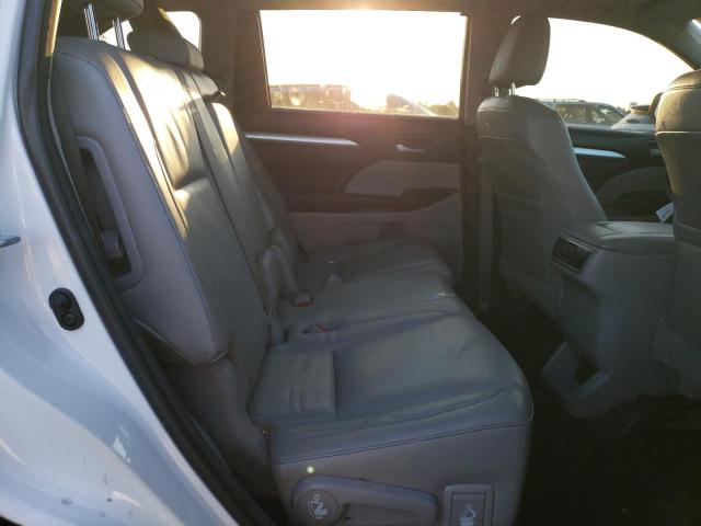 5TDKKRFH7FS044815 - 2015 TOYOTA HIGHLANDER XLE WHITE photo 11
