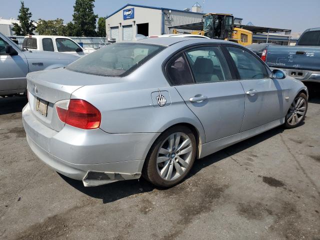 WBAVB175X6NK31956 - 2006 BMW 325 I AUTOMATIC SILVER photo 3