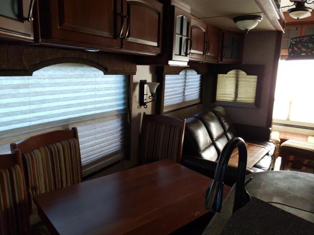 4YDF34028E4700095 - 2014 KEYSTONE MONTANA WHITE photo 6