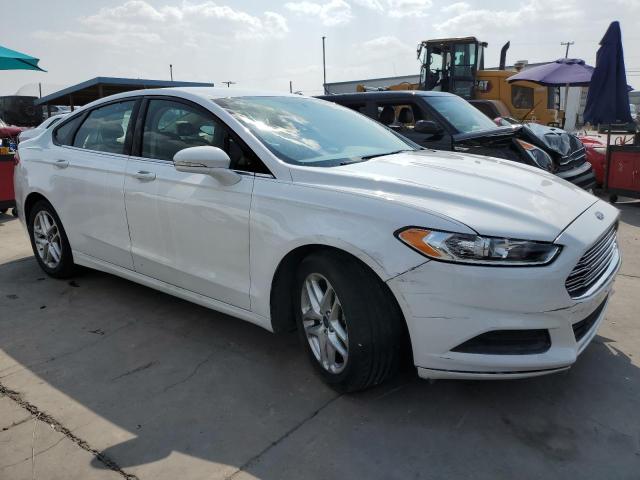 3FA6P0HR3DR336827 - 2013 FORD FUSION SE WHITE photo 4