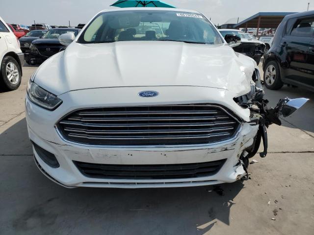 3FA6P0HR3DR336827 - 2013 FORD FUSION SE WHITE photo 5