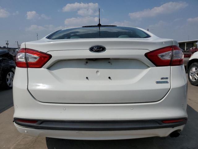 3FA6P0HR3DR336827 - 2013 FORD FUSION SE WHITE photo 6