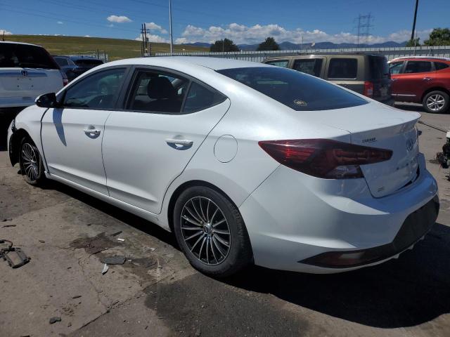 5NPD74LF4KH495717 - 2019 HYUNDAI ELANTRA SE WHITE photo 2