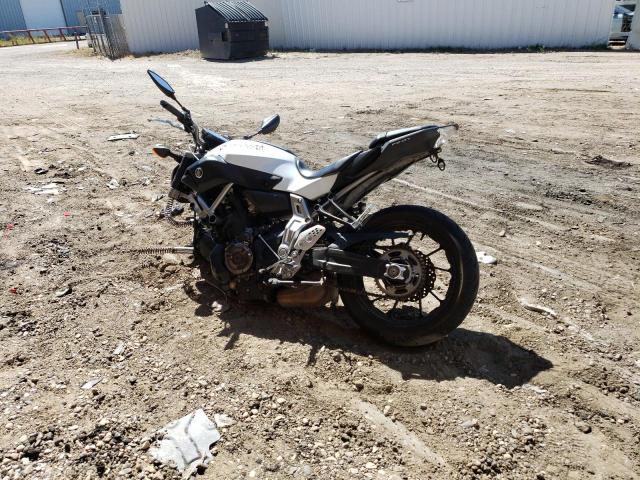 JYARM06E7FA003071 - 2015 YAMAHA FZ07 WHITE photo 3