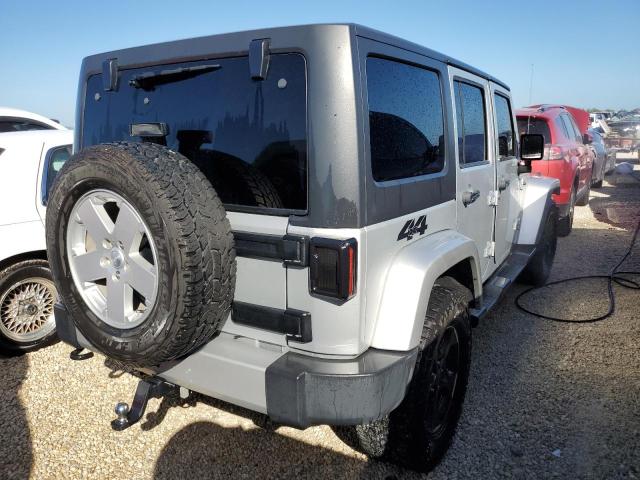 1C4BJWEG7CL228448 - 2012 JEEP WRANGLER U SAHARA SILVER photo 4