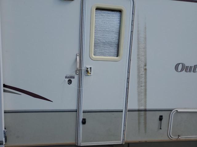 4YDT27R286G917320 - 2006 OUTB TRAVEL TRL WHITE photo 5
