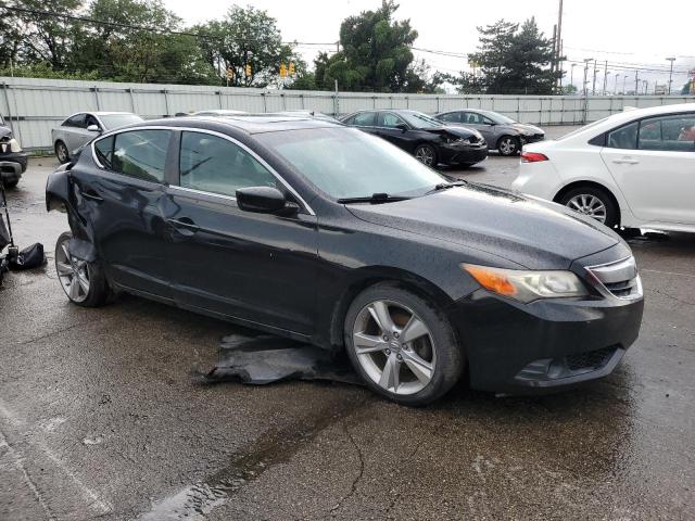 19VDE1F75DE007772 - 2013 ACURA ILX 20 TECH BLACK photo 4