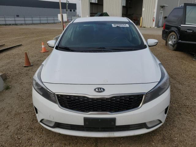 3KPFL4A83JE195503 - 2018 KIA FORTE EX WHITE photo 5