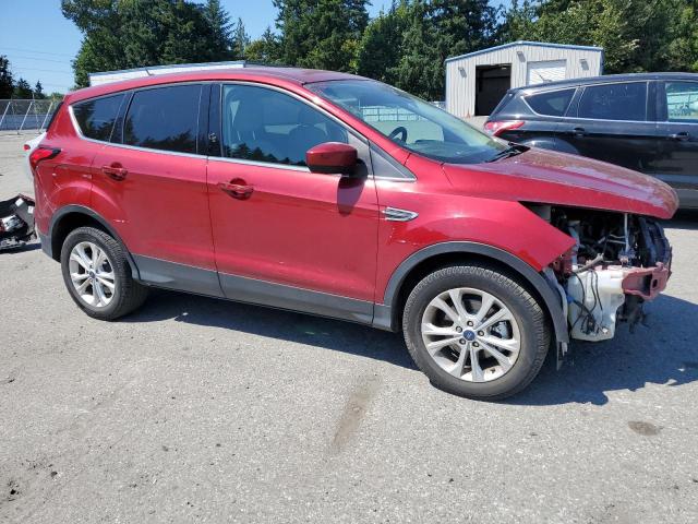 1FMCU0GD1KUB01162 - 2019 FORD ESCAPE SE Rot Foto 4