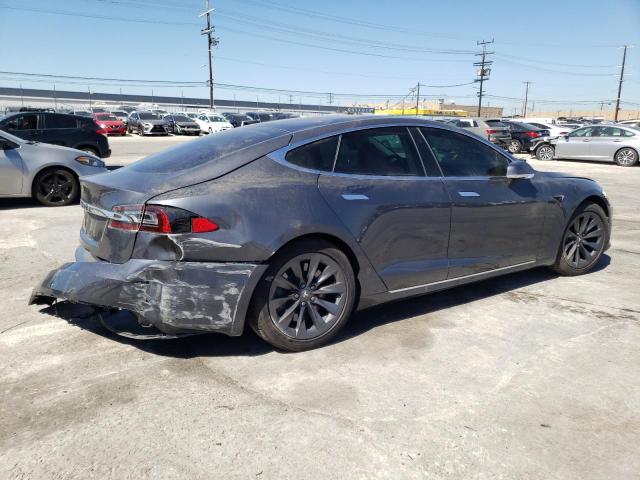 5YJSA1E2XKF302521 - 2019 TESLA MODEL S GRAY photo 3