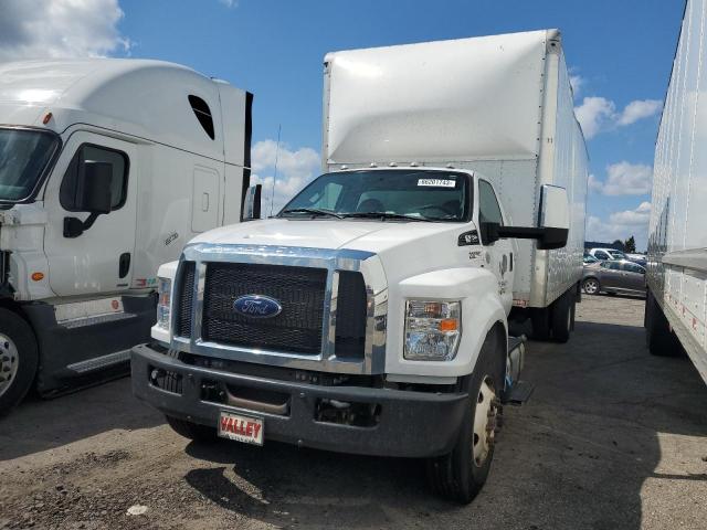 1FDWF7DC2KDF05423 - 2019 FORD F750 SUPER DUTY WHITE photo 2