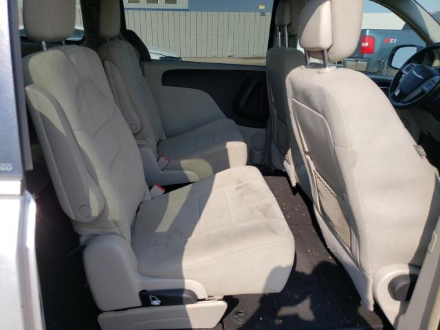 2C4RC1BG6CR207923 - 2012 CHRYSLER TOWN & COU TOURING SILVER photo 11