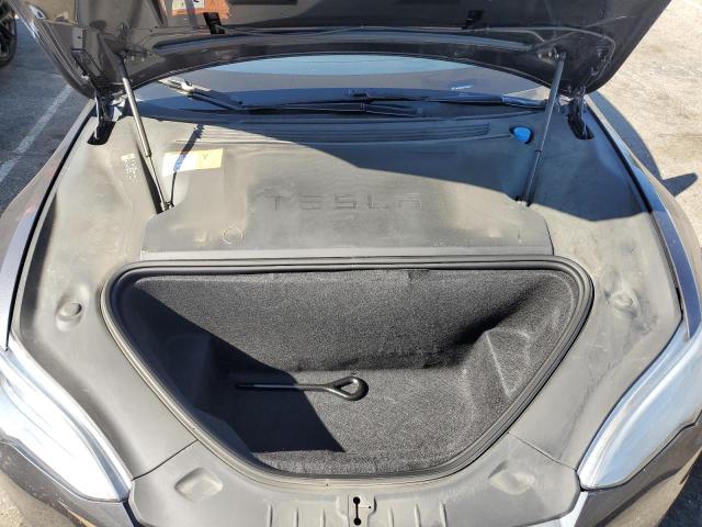 5YJSA1E21JF247083 - 2018 TESLA MODEL S Մոխրագույն լուսանկար 11