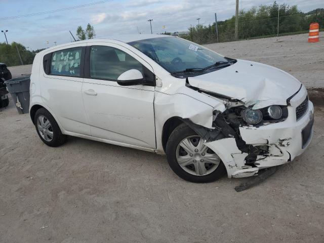 1G1JA6SH5G4162614 - 2016 CHEVROLET SONIC LS WHITE photo 4