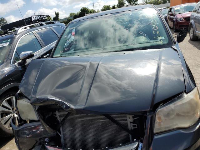 2A4RR8DG2BR745659 - 2011 CHRYSLER TOWN & COU TOURING L GRAY photo 5