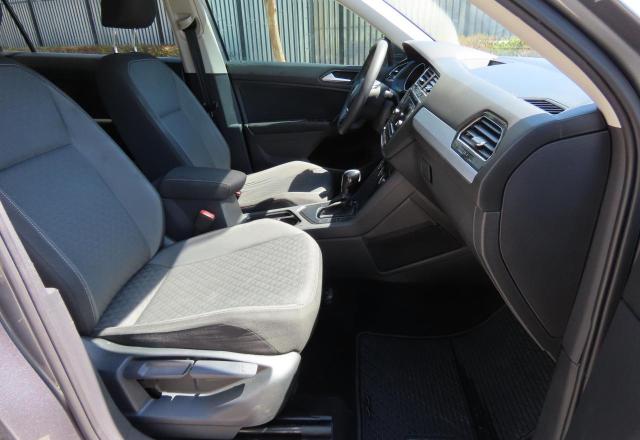 3VV1B7AX2MM125993 - 2021 VOLKSWAGEN TIGUAN S 灰色 照片 5