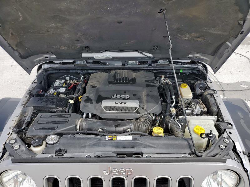 1C4HJWEG1GL162043 - 2016 JEEP WRANGLER U SAHARA SILVER photo 12