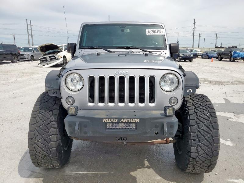 1C4HJWEG1GL162043 - 2016 JEEP WRANGLER U SAHARA SILVER photo 5