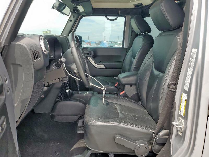 1C4HJWEG1GL162043 - 2016 JEEP WRANGLER U SAHARA SILVER photo 7