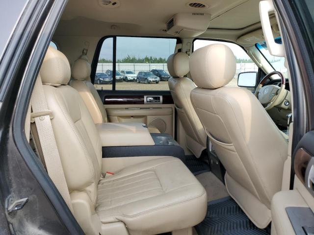 5LMFU28546LJ10821 - 2006 LINCOLN NAVIGATOR ნაცრისფერი ფოტო 11