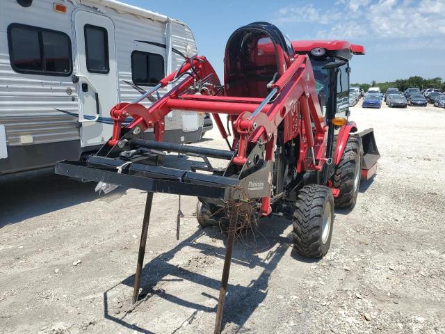 047SHT03050 - 2023 MAHINDRA AND MAHINDRA TRACTOR RED photo 2