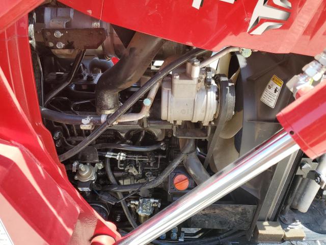 047SHT03050 - 2023 MAHINDRA AND MAHINDRA TRACTOR RED photo 7