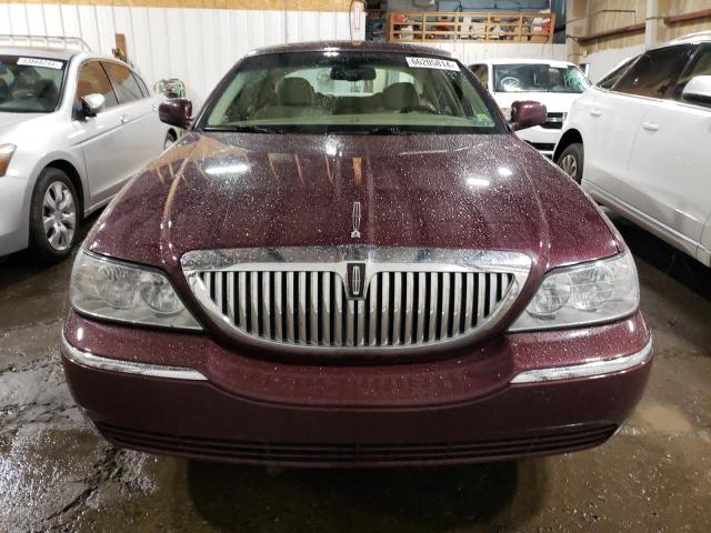 1LNHM83V26Y623946 - 2006 LINCOLN TOWN CAR DESIGNER MAROON photo 5