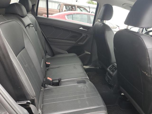 3VV2B7AX4NM019101 - 2022 VOLKSWAGEN TIGUAN SE 灰色 照片 11