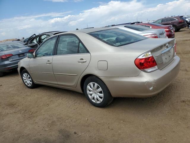 4T1BE32K15U047771 - 2005 TOYOTA CAMRY LE GOLD photo 2