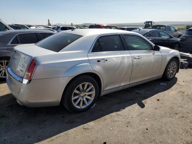 2C3CCACG3CH309985 - 2012 CHRYSLER 300 LIMITED SILVER photo 3