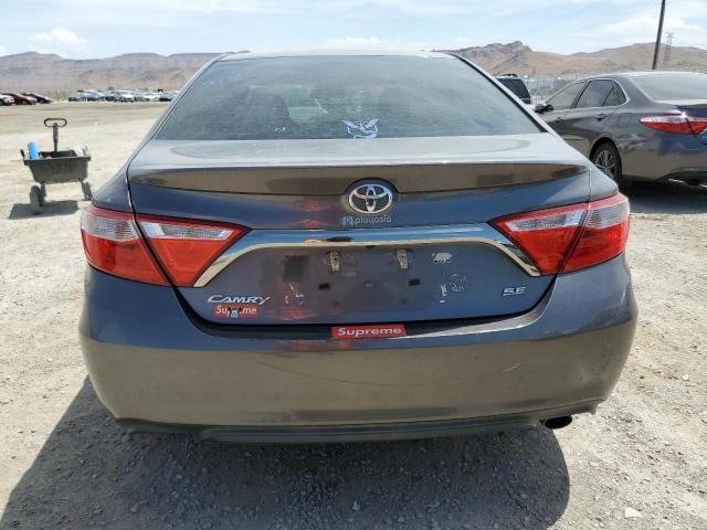 4T1BF1FK6GU544216 - 2016 TOYOTA CAMRY LE GRAY photo 6