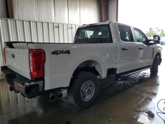 1FT8W2BT7PED66555 - 2023 FORD F250 SUPER DUTY WHITE photo 3