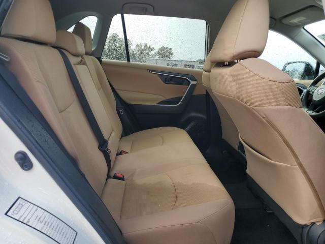 2T3H1RFV4NW186930 - 2022 TOYOTA RAV4 LE WHITE photo 11