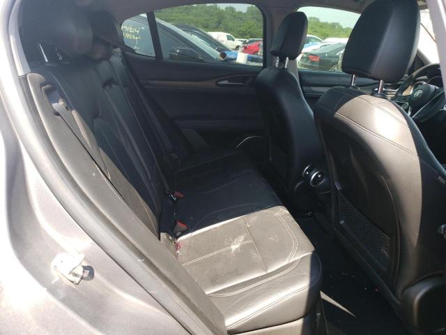 ZASFAKBN4J7B64475 - 2018 ALFA ROMEO STELVIO TI SILVER photo 11