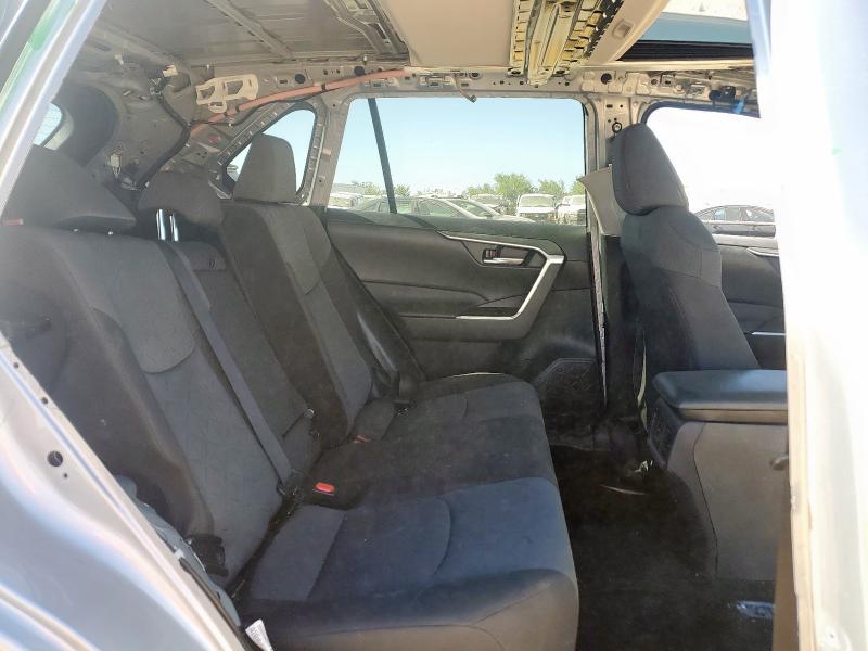 2T3W1RFV4NW205905 - 2022 TOYOTA RAV4 XLE SILVER photo 11