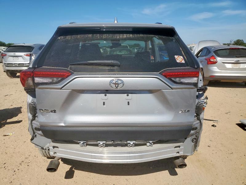 2T3W1RFV4NW205905 - 2022 TOYOTA RAV4 XLE SILVER photo 6