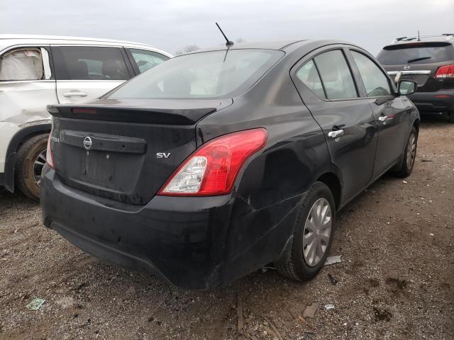 3N1CN7AP6JL866974 - 2018 NISSAN VERSA S BLACK photo 4