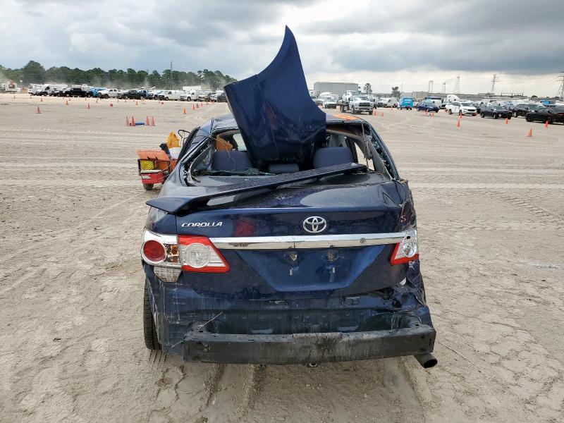 5YFBU4EEXDP104662 - 2013 TOYOTA COROLLA BASE أزرق صورة 6