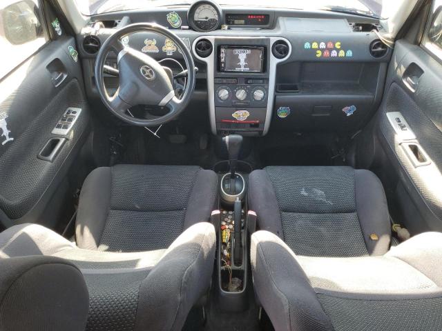 JTLKT324050207792 - 2005 TOYOTA SCION XB MAROON photo 8