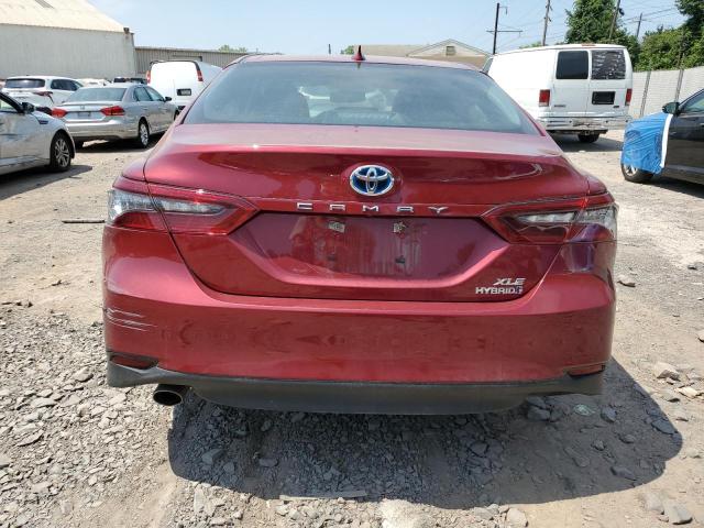 4T1F31AK0NU584631 - 2022 TOYOTA CAMRY XLE MAROON photo 6