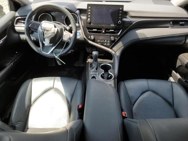 4T1F31AK0NU584631 - 2022 TOYOTA CAMRY XLE MAROON photo 8