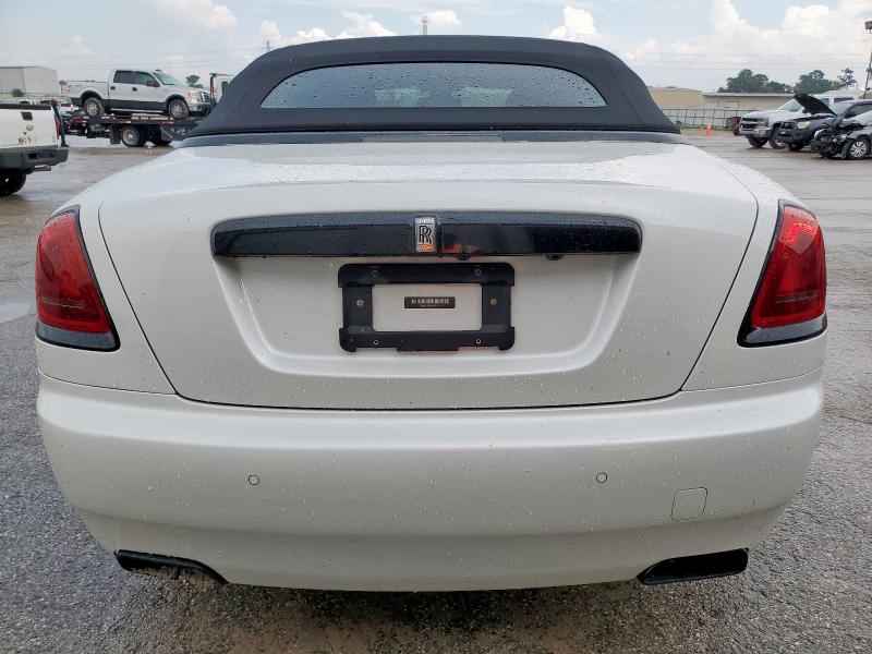 SCA666D52HU102915 - 2017 ROLLS-ROYCE DAWN WHITE photo 6