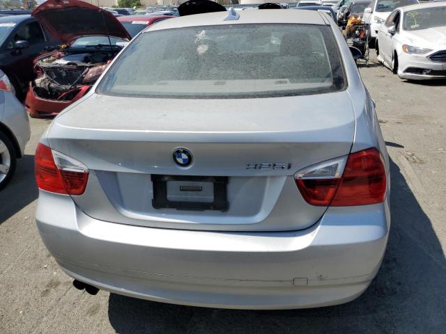 WBAVB13536PT05504 - 2006 BMW 3 SERIES I ვერცხლისფერი ფოტო 6