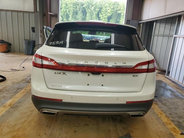 2LMTJ6LR7GBL60995 - 2016 LINCOLN MKX RESERVE WHITE photo 6
