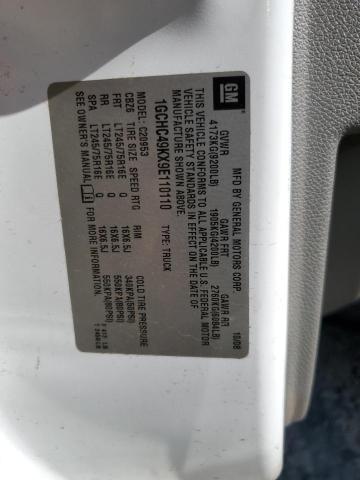 1GCHC49KX9E110110 - 2009 CHEVROLET SILVERADO C2500 HEAVY DUTY WHITE photo 12