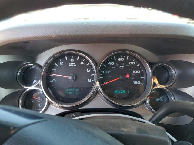 1GCHC49KX9E110110 - 2009 CHEVROLET SILVERADO C2500 HEAVY DUTY WHITE photo 9